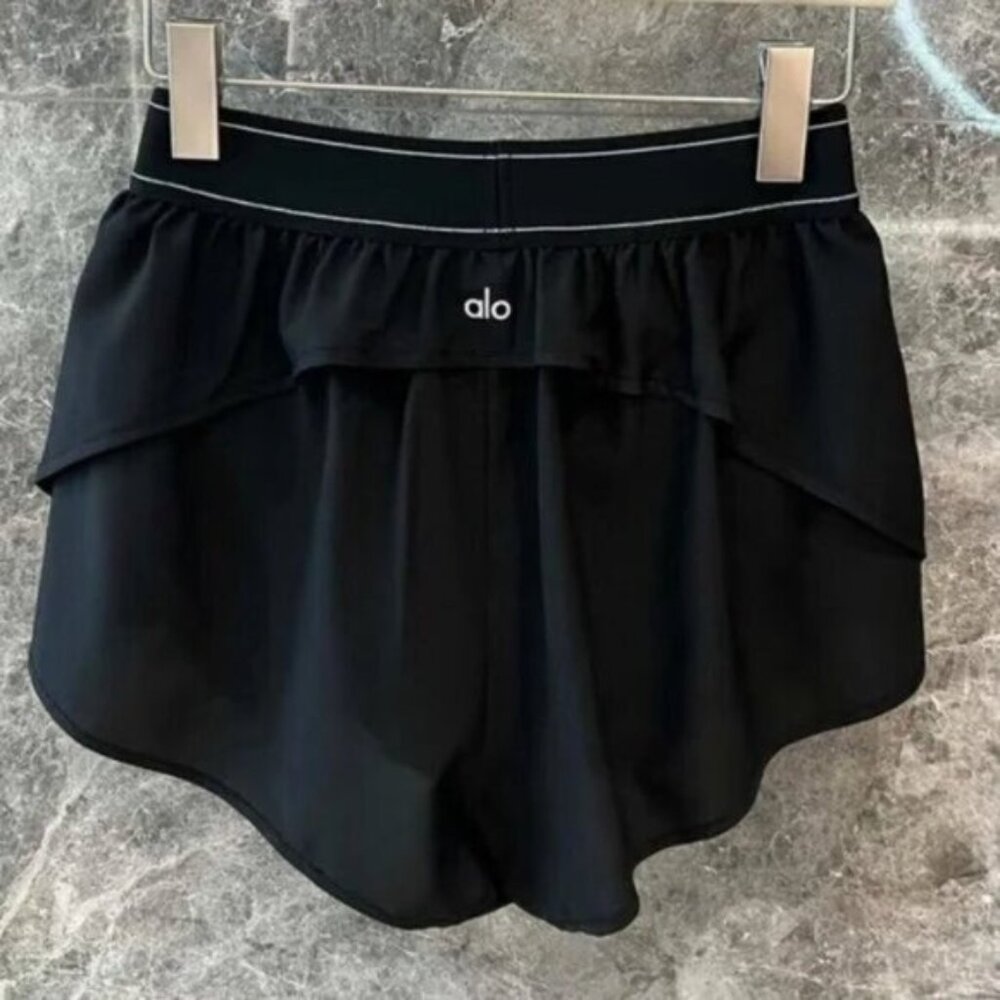 Alo Yoga Match Point Short – Black – Size M